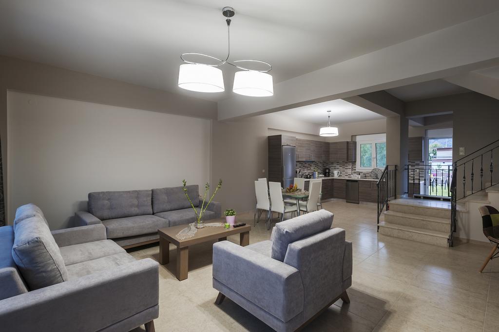 4 Seasons Villas Plataria Oda fotoğraf