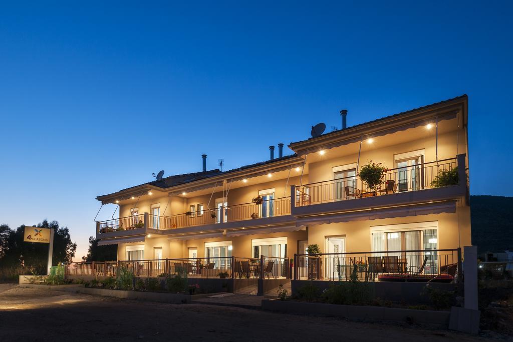 4 Seasons Villas Plataria Oda fotoğraf