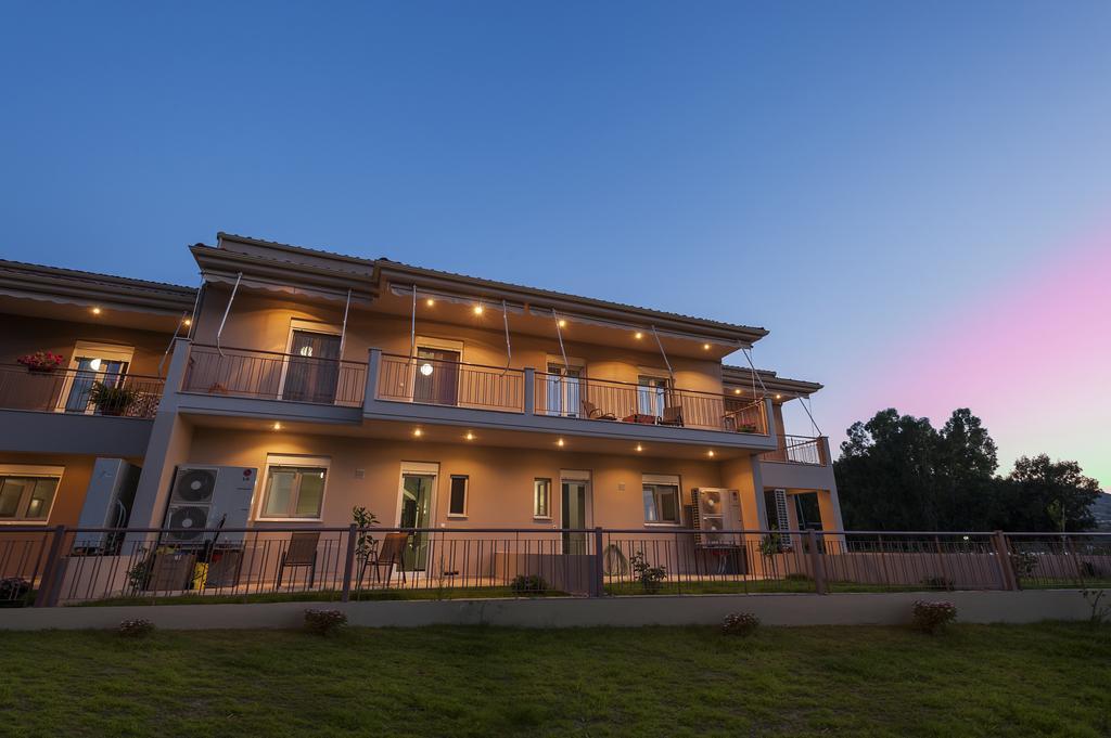 4 Seasons Villas Plataria Oda fotoğraf